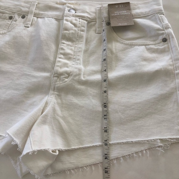 Madewell Relaxed Denim Button Fly Raw Hem Denim Shorts Size 31 - Picture 13 of 14